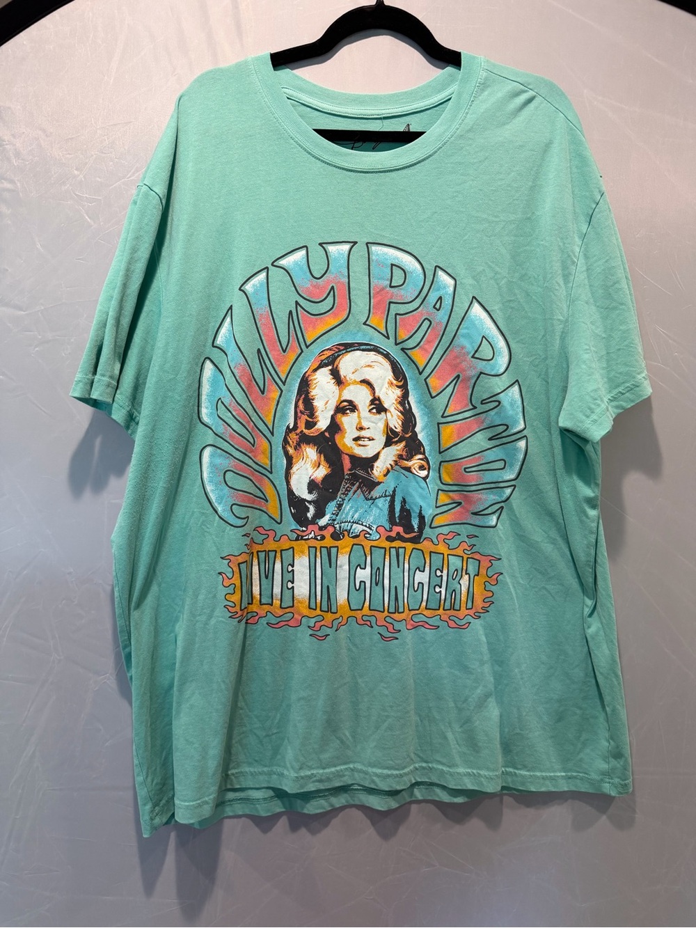 Dolly Parton Live In Concert Graphic Tee 3X